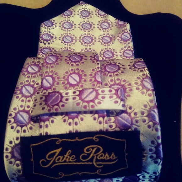 3/$25😌JAKE ROSS SILK TIE - Picture 1 of 3